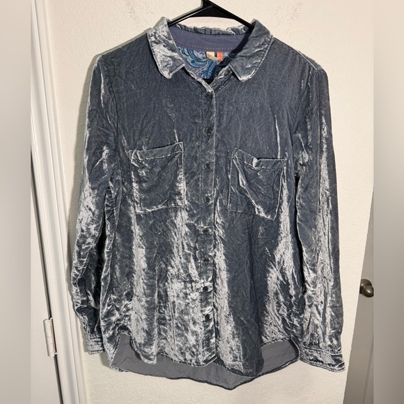 Anthropologie Pilcro Crushed Blue Velvet Femme Buttondown Shirt Dark Size 8 - Picture 2 of 10